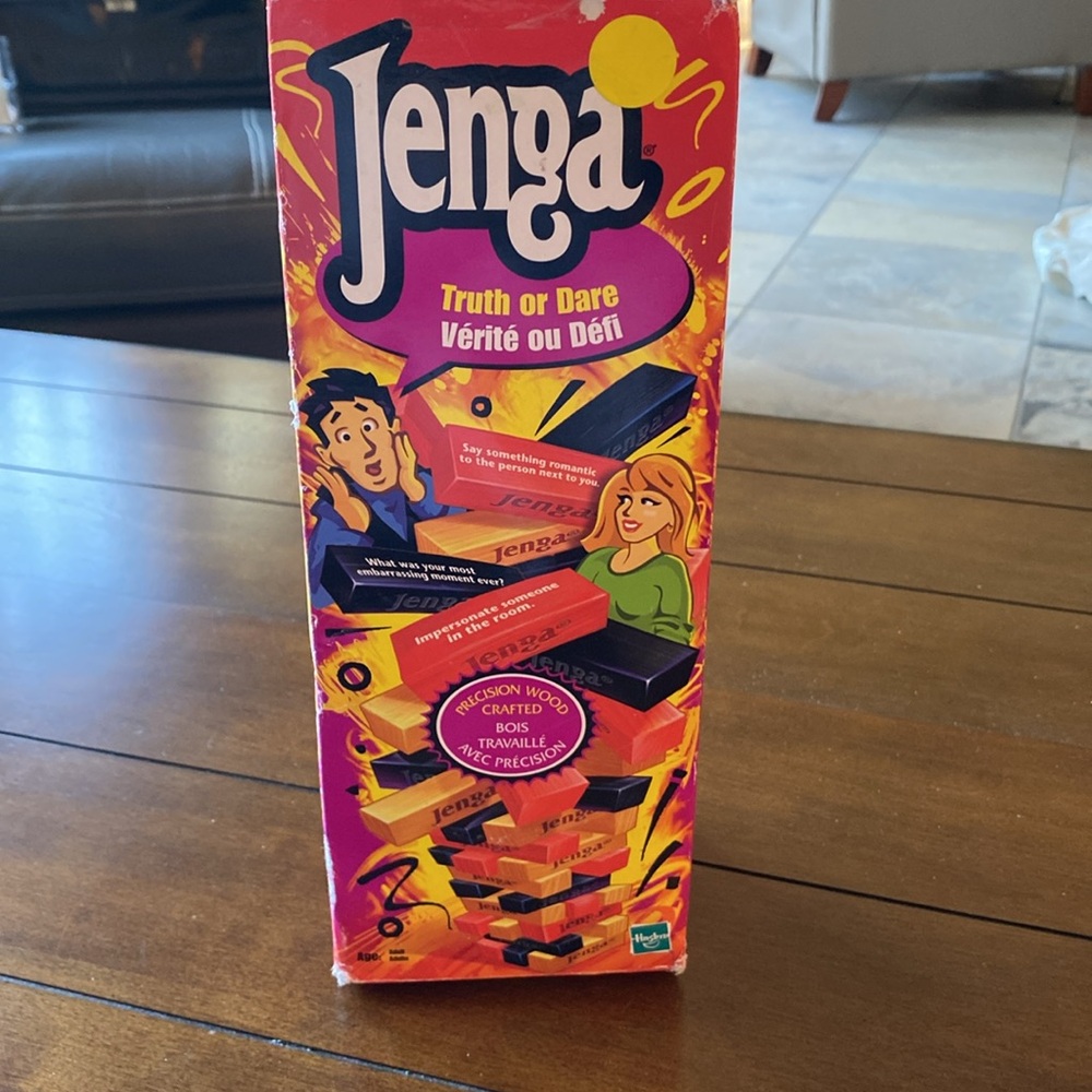 JENGA Bilingual Adult (12 & Up) 54 Wood Blocks in Black/Red/Unpainted Party Game